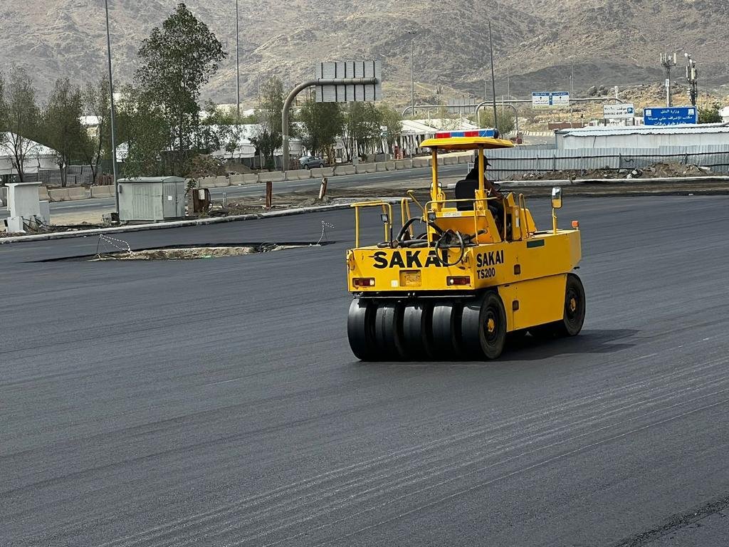 Earth and Asphalt Work (10)