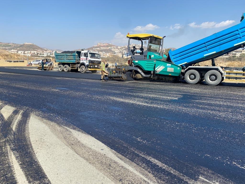 Earth and Asphalt Work (12)