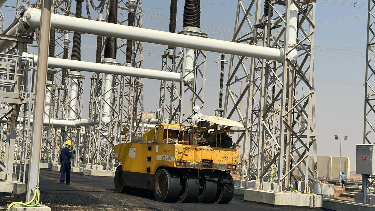 Earth and Asphalt Work (26)