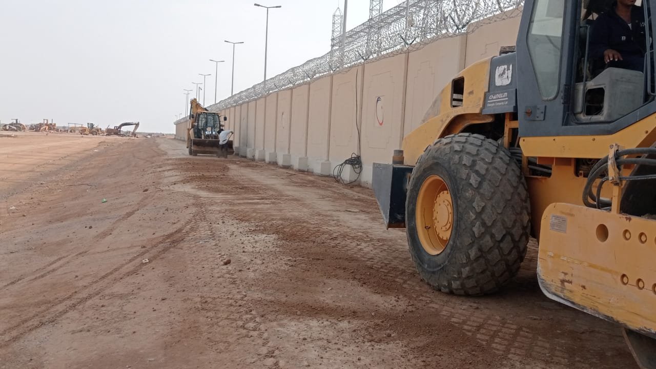 Earth and Asphalt Work (46)